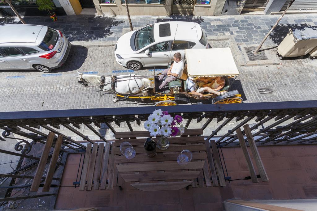 Artist's Charming Design - Space Maison * Seville