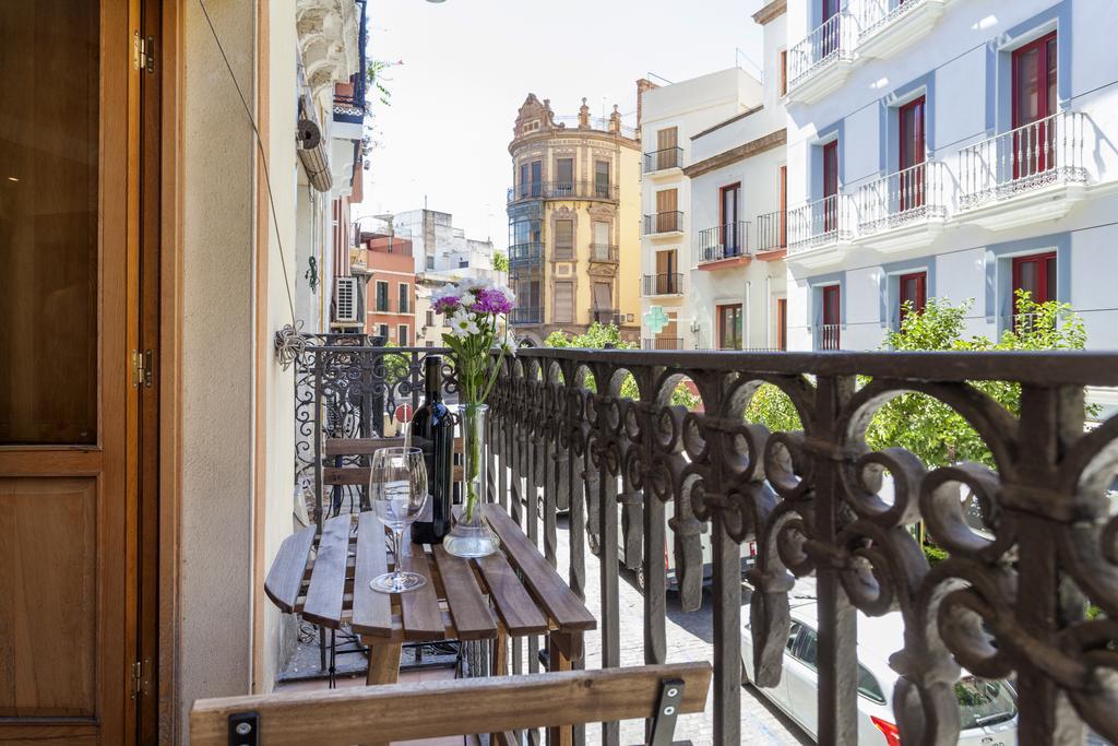Artist's Charming Design - Space Maison * Seville