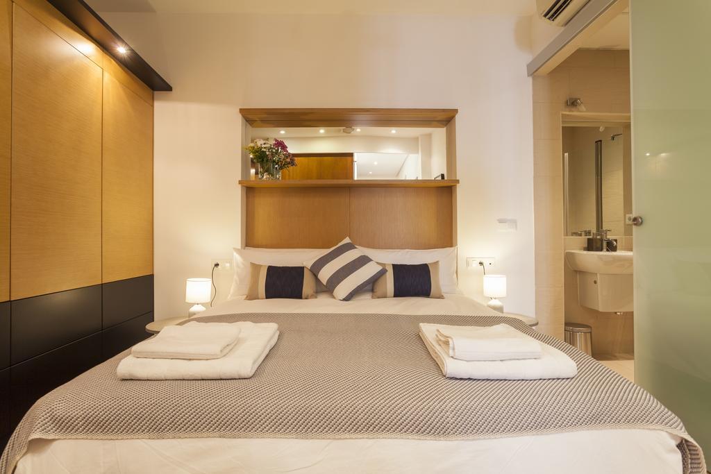 Artist's Charming Design - Space Maison Apartment *